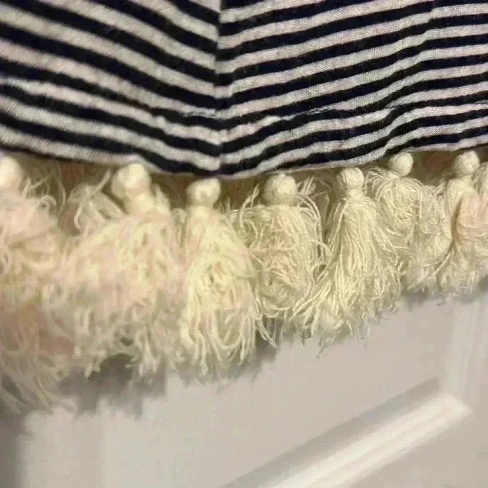 Anthropologie Pebble and Stone Women’s small sleeveless top fringe navy cream - Picture 3 of 8